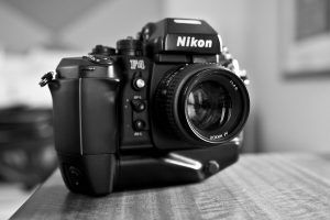 Nikon-F4-review-300x200.jpg